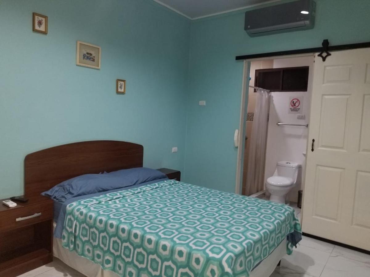 Hotel Casa Blanca Leon Ngoại thất bức ảnh