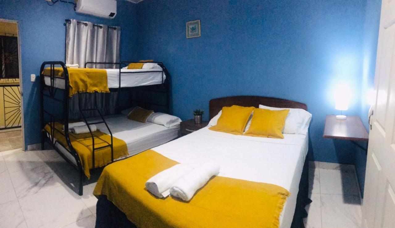 Hotel Casa Blanca Leon Ngoại thất bức ảnh