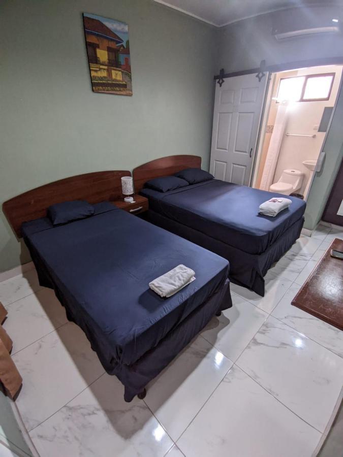 Hotel Casa Blanca Leon Ngoại thất bức ảnh