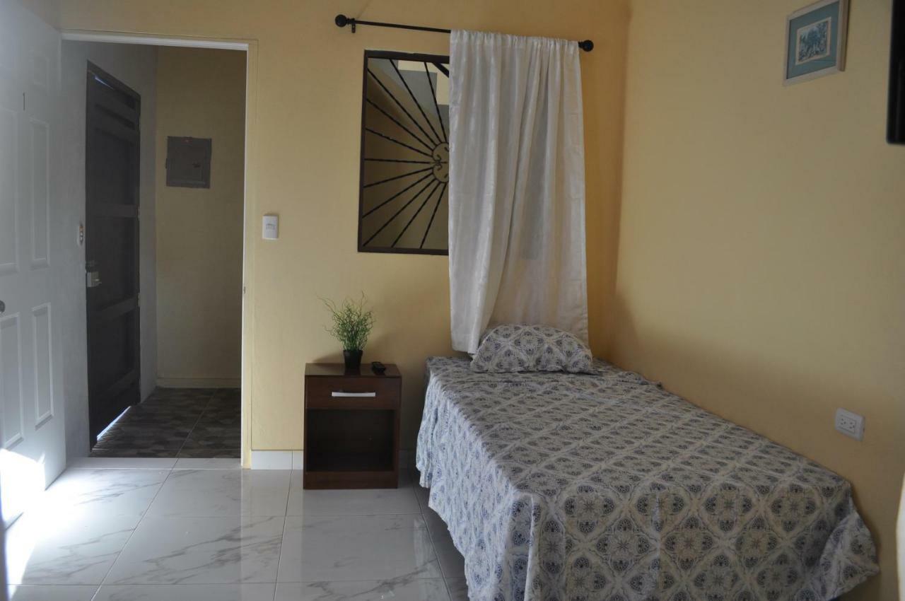 Hotel Casa Blanca Leon Ngoại thất bức ảnh