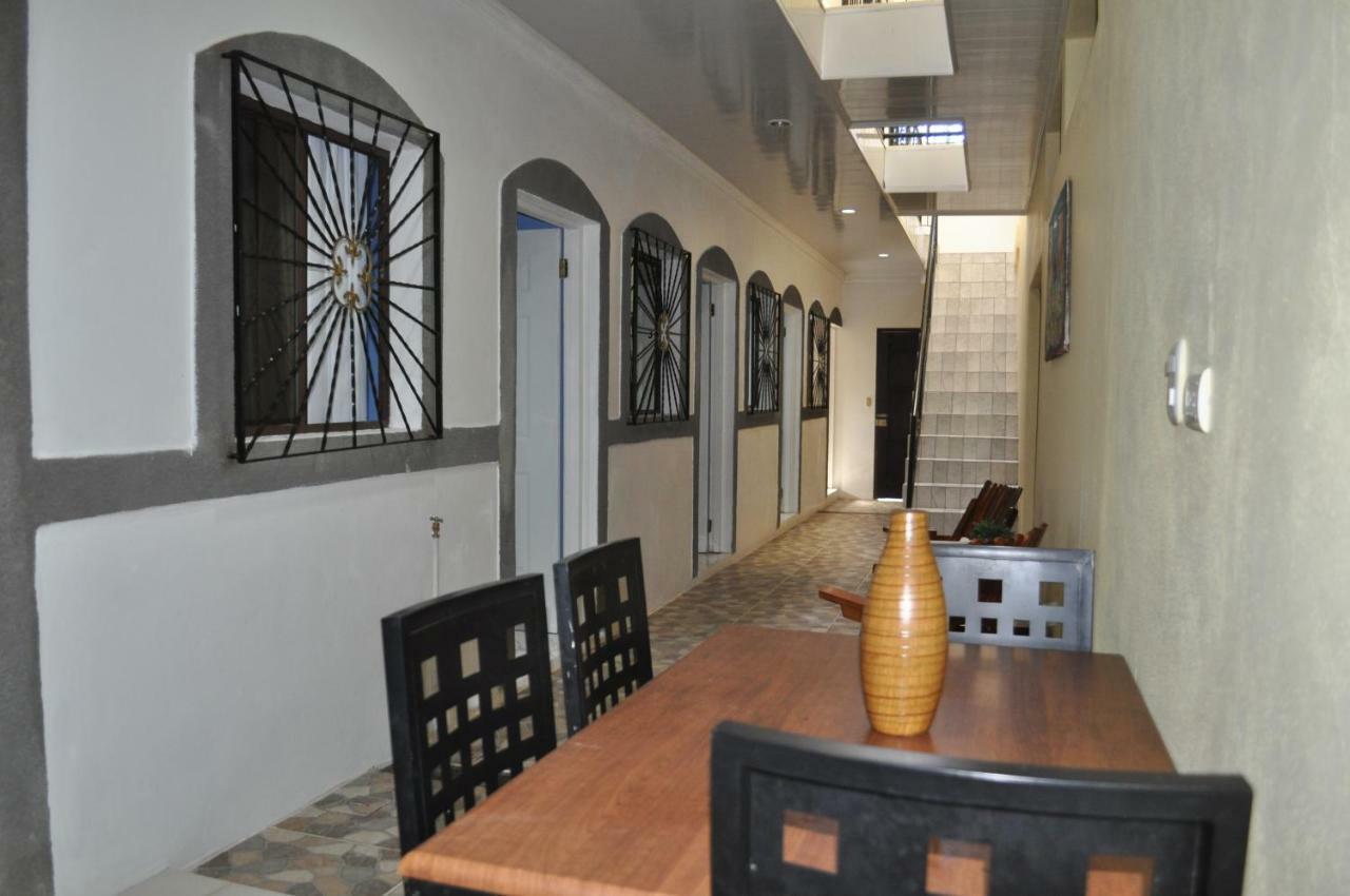 Hotel Casa Blanca Leon Ngoại thất bức ảnh
