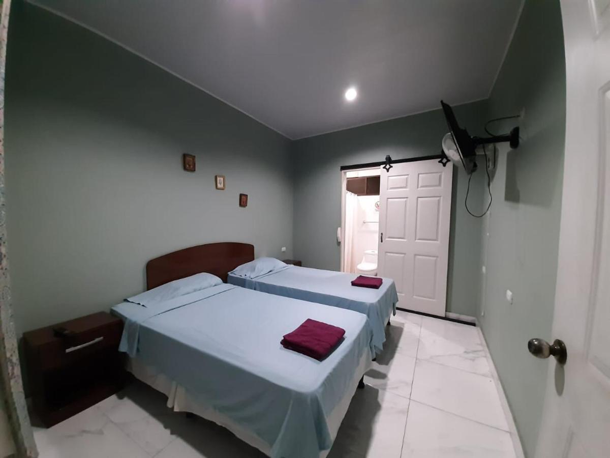 Hotel Casa Blanca Leon Ngoại thất bức ảnh